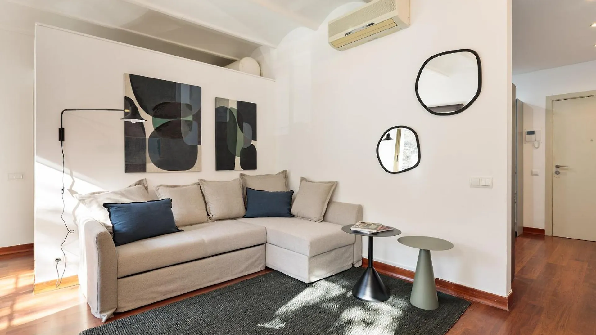 Enjoy Apartments Urban Retreat Valencia 3 Barcelona